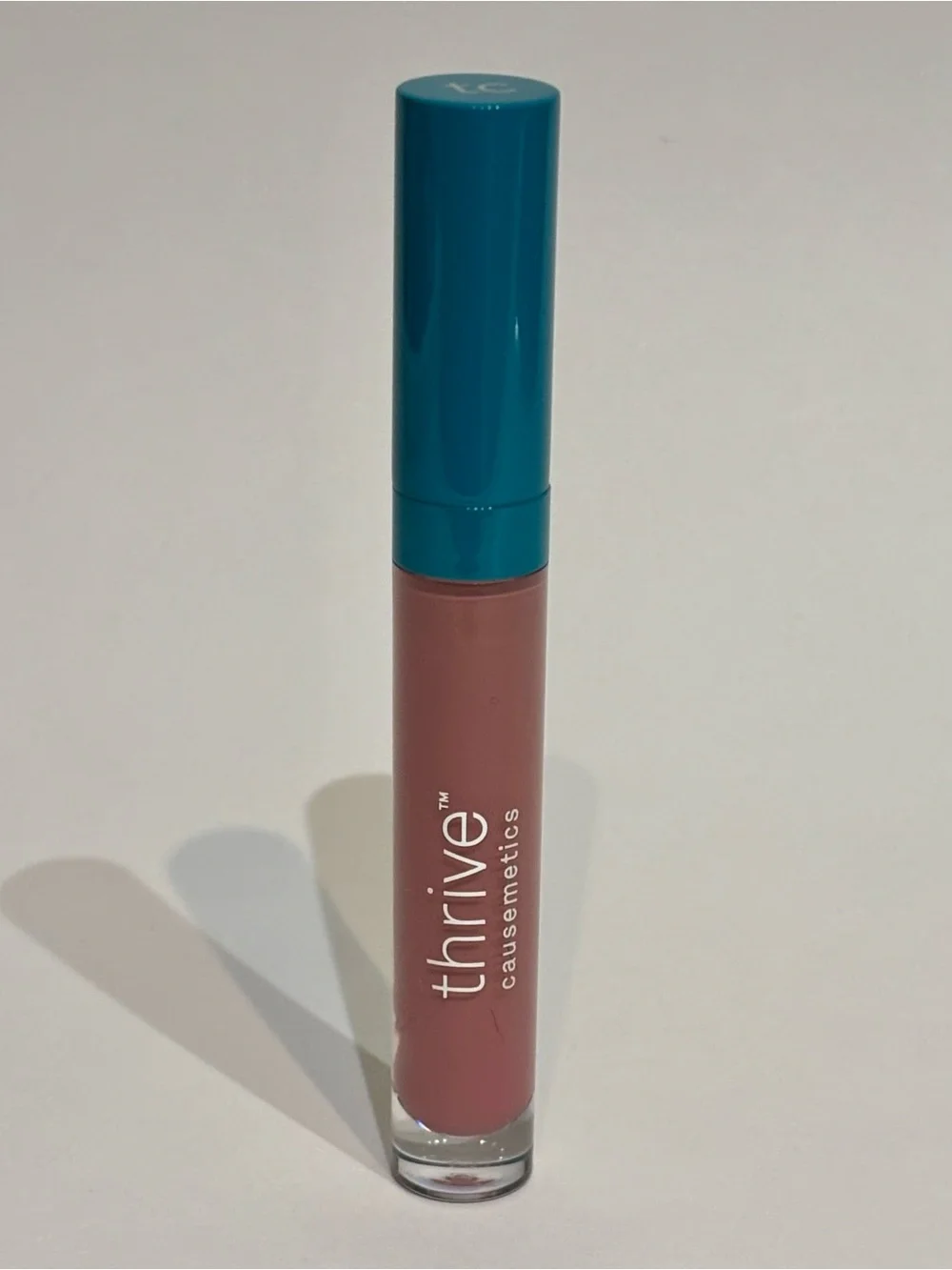 Thrive Causemetics Sheer Strength Lip-Plumping Peptide Gloss - Kaisa Dusty Rose